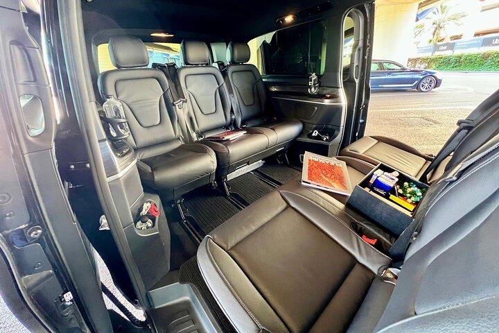 Privater Transfer vom Flughafen Fiumicino in die Stadt Rom.