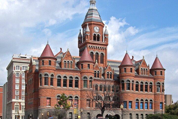 Dallas Self-Guided City Walking Tour & Caça ao Escavador
