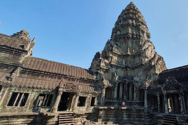 バンテアイ・スレイを発見：寺院、地雷、自然の驚異