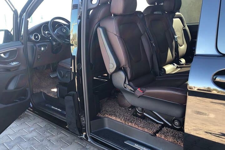 Private transfer from Marrakech to Casablanca
