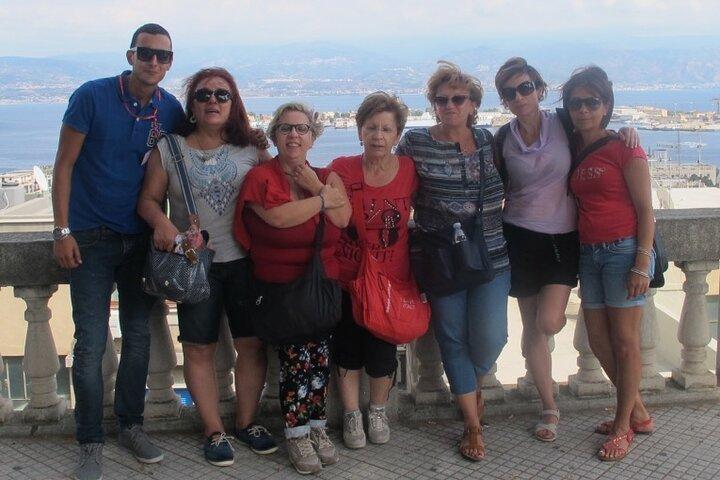 Excursão autoguiada a Taormina com transporte de ida e volta a partir de Messina.