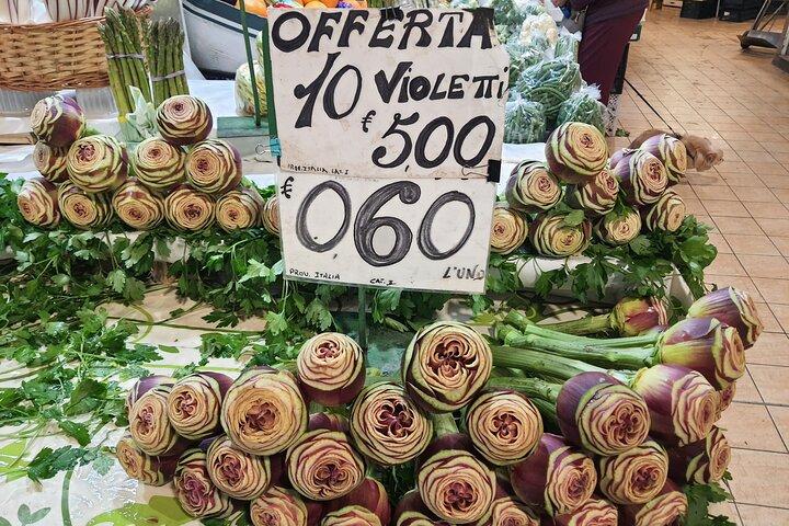 Recorrido gastronómico por Roma con degustación de vinos y mercado de agricultores en la zona de Prati