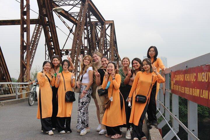 Von Frauen geführte Motorradtour durch Hanoi: Halbtägige Stadtrundfahrt durch Hanoi