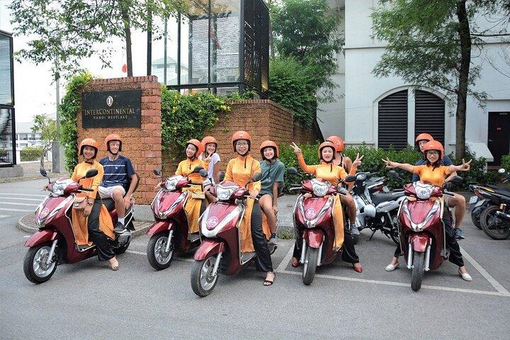 Von Frauen geführte Motorradtour durch Hanoi: Halbtägige Stadtrundfahrt durch Hanoi
