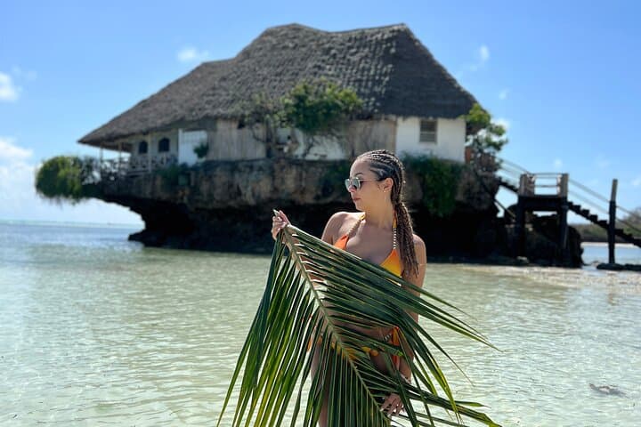 Luxury Tour to SALAAM CAVE and THE ROCK RESTAURANT
