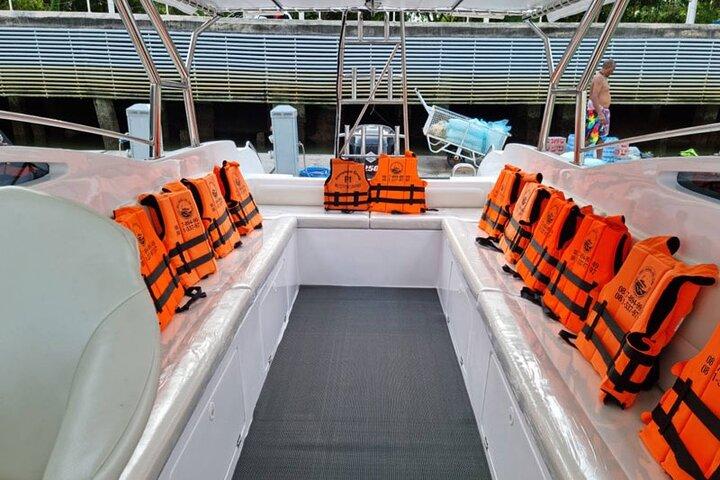 Phi Phi, Maya Bay, Bamboo en barco VIP privado