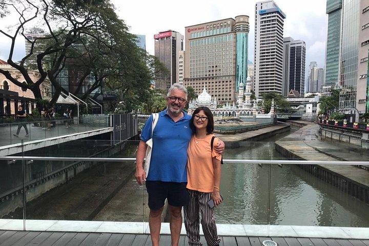 クアラルンプール市内ツアー 1 日 8 時間