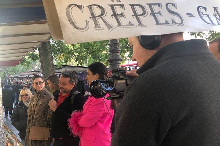 地元のフランス市場を散策してピクニックをする