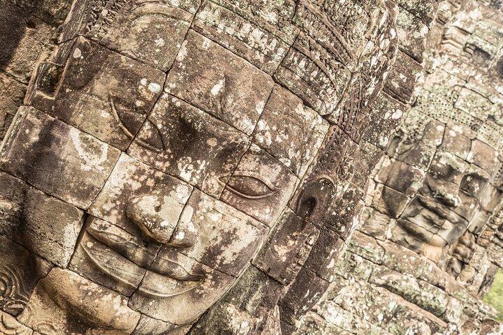 Angkor Wat Small Group Tour Inclusive lunch