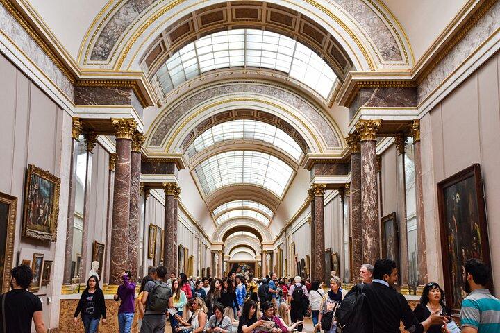Private Ganztagestour durch Paris mit Louvre-Museum