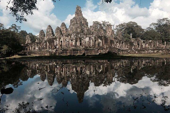Full-Day Private Angkor Wat Tour Including Khmer Massage