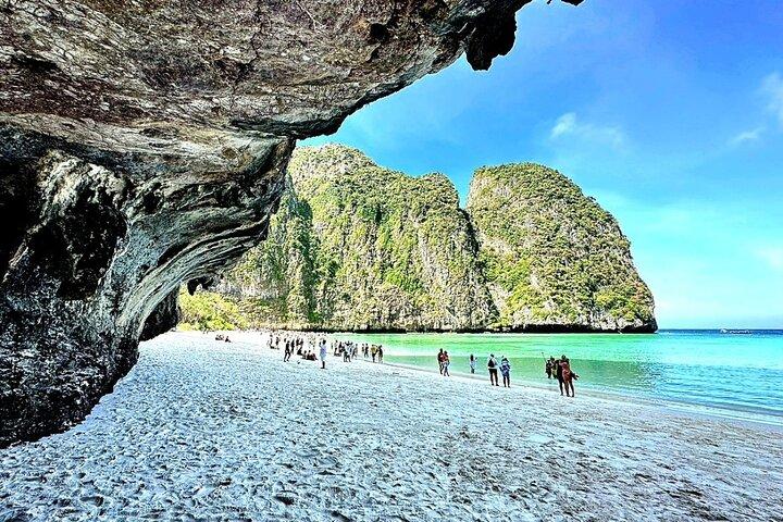 Desde Phuket: visita de día completo a las islas Phi Phi, Maya y Bamboo