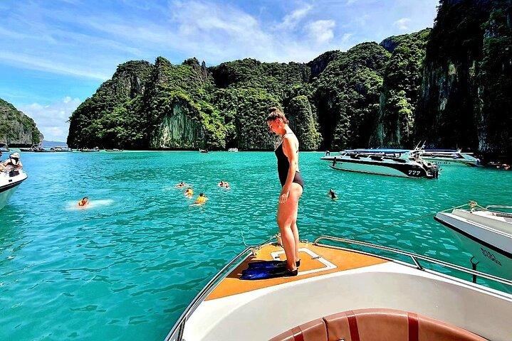 Desde Phuket: visita de día completo a las islas Phi Phi, Maya y Bamboo