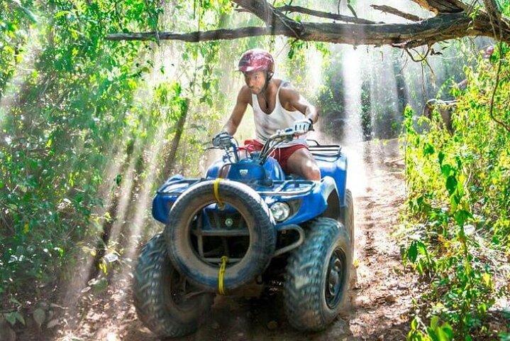 Halvdags ATV Adventure med Ziplines og Cenote i Tulum