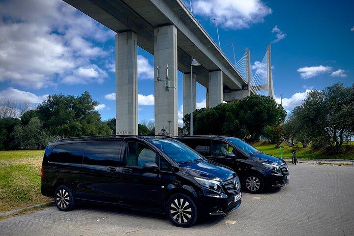 Transfert privé de l'aéroport de Lisbonne vers/depuis Lisbonne