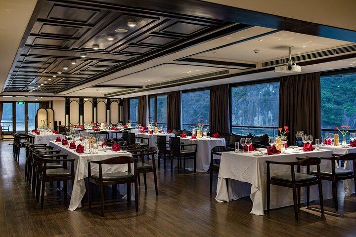 Scarlet Pearl Cruises La crociera più lussuosa nella baia di Halong