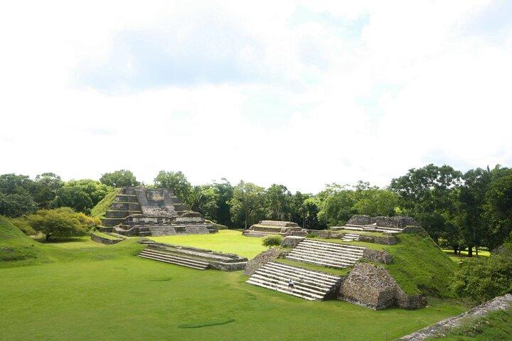 Excursão privada de meio dia ao coração da civilização maia em Belize