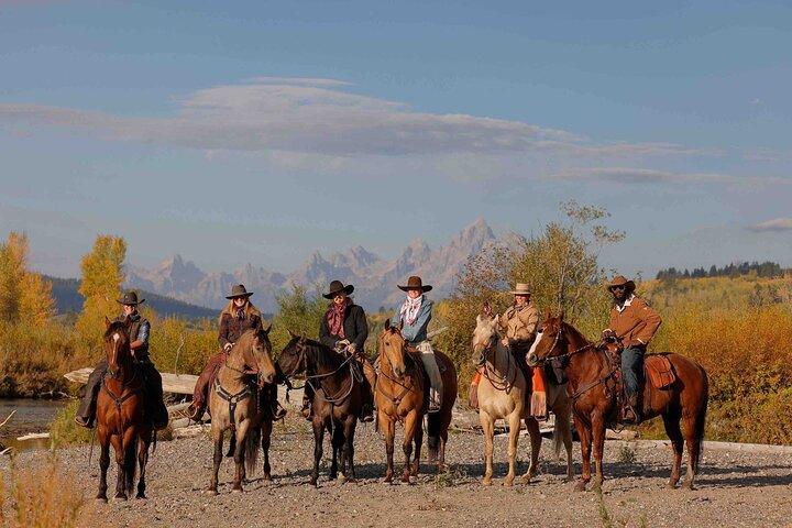 Paardrijden met uitzicht op Grand Teton in Jackson Hole