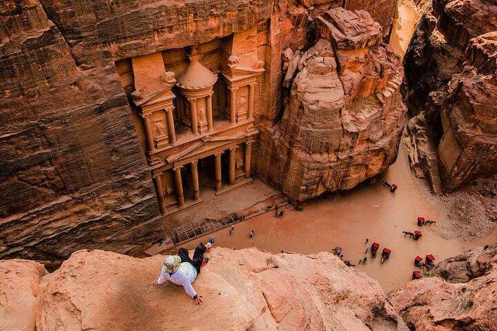 Da Amman: Petra e Wadi rum Tour privato/di gruppo di un'intera giornata