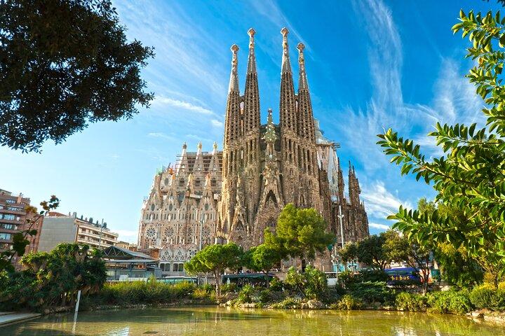 Cykeltur i Barcelonas gamla stadsdel, toppattraktioner och natur