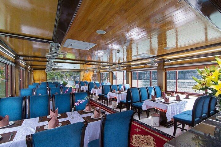 Halong Wonder Bay Cruise 1 Day Tour de Hanoi avec transfert en limousine