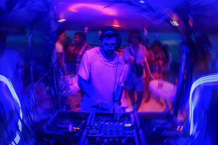 Cancun-Nachtpartyboot