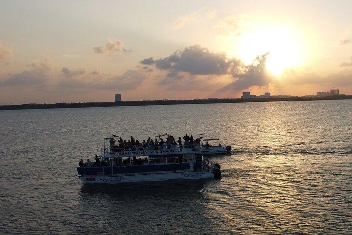 Cancun-Nachtpartyboot