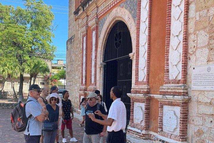 Paseo por la Zona Colonial de Santo Domingo, plan TODO INCLUIDO