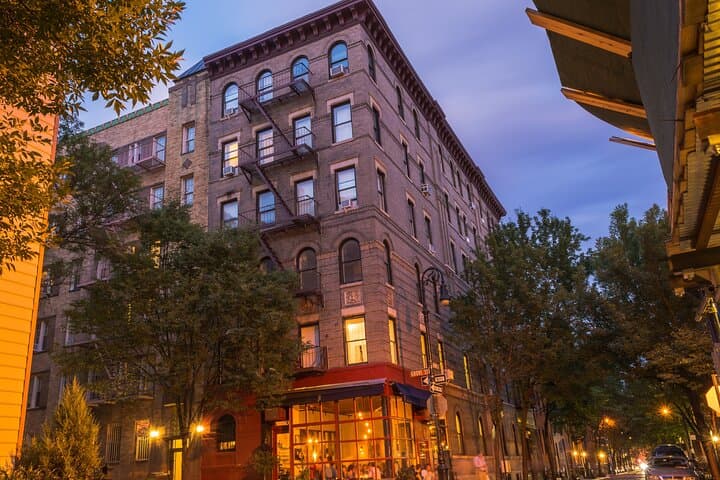 FRIENDS in New York City Private Car Tour with Tickets