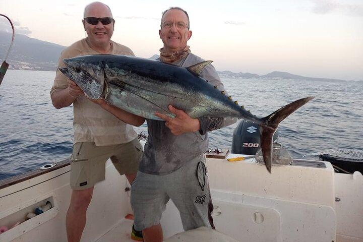 Weltklasse-Angelcharter auf Teneriffa