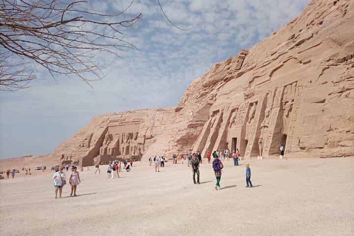 Private Day Tour to Abu Simbel Temples from Luxor