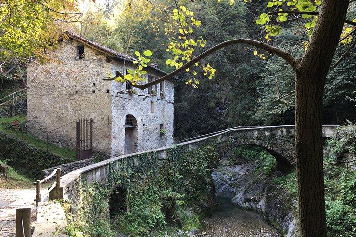LAKE COMO Hike: Varenna/Bellano + Aperitif in Bellagio