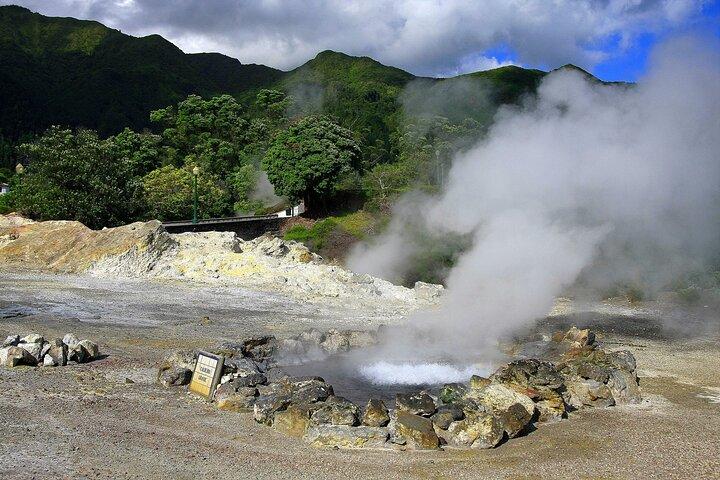 Tour ibrido 4X4 PRIVATO per famiglie - Furnas (Inc Hot Springs & Lunch)