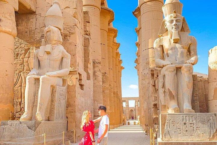 4 dages krydstogt fra Kairo og Aswan til Luxor med fly fra Hurghada