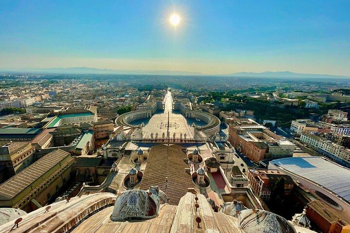 Rome St Peters Basiliek, Graf, Grotten en Beklim de Koepel Tour