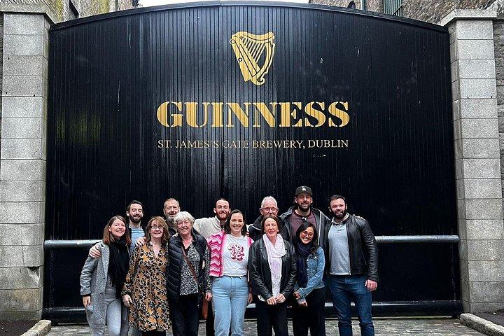 Guinness Storehouse: Entry ticket + Perfect Pint Pub Tour