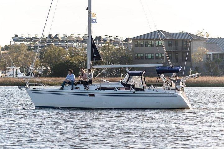 Noleggio Yacht di Lusso Privato, BYOB & Dolphins