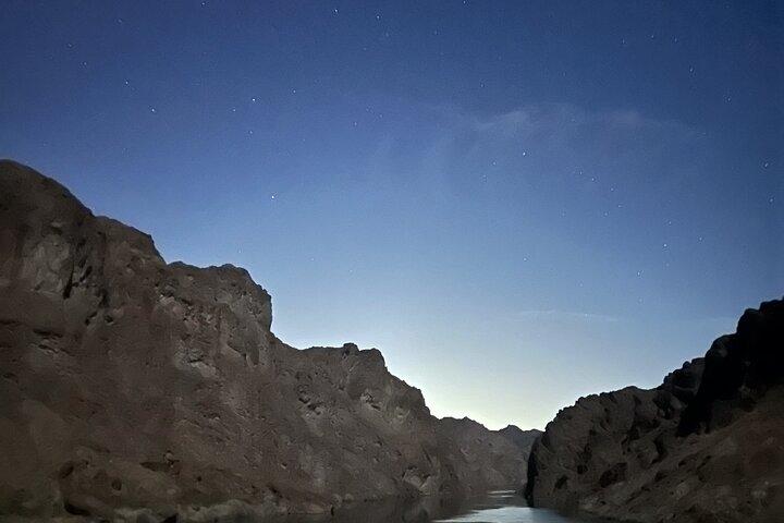 Moonlight Kayak Tour - Solnedgang Paddle, Neon Lights & Shuttle mulighed