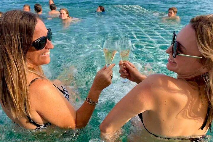 3.5 Hour Broome Dolphin Sunset Cruise