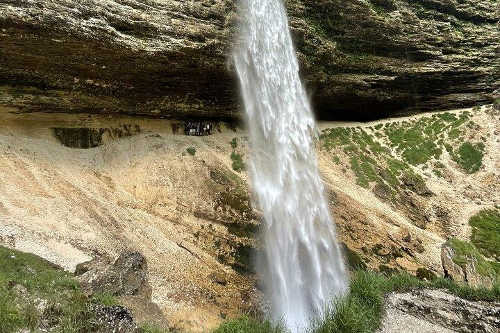 ブレッドのTriglav National Parkでの日帰り旅行