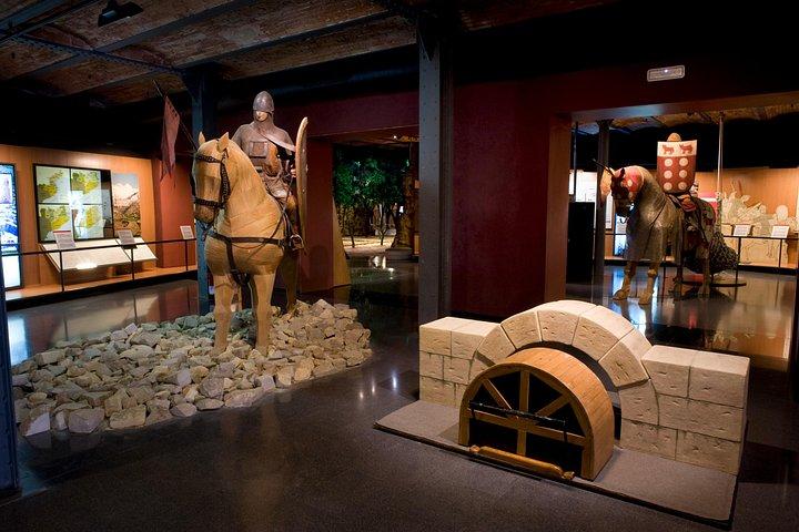 Entrada al Museo de Historia de Cataluña y a la azotea