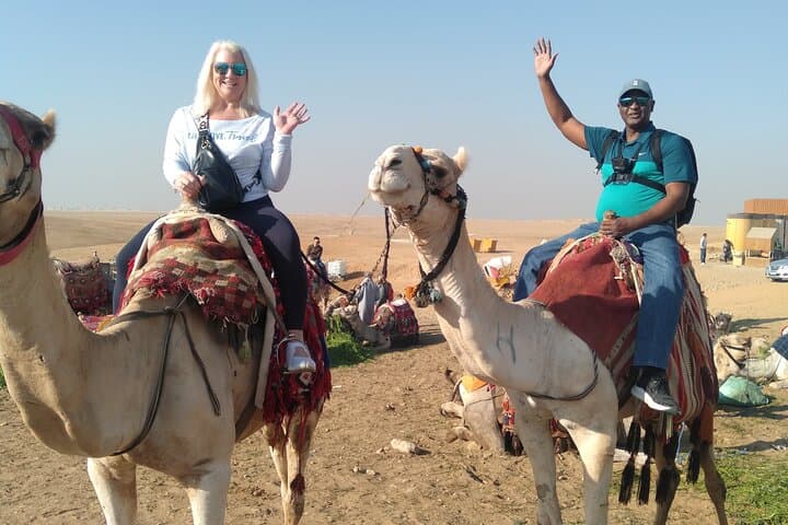 Private Day tour to Giza Pyramids with Camel ride