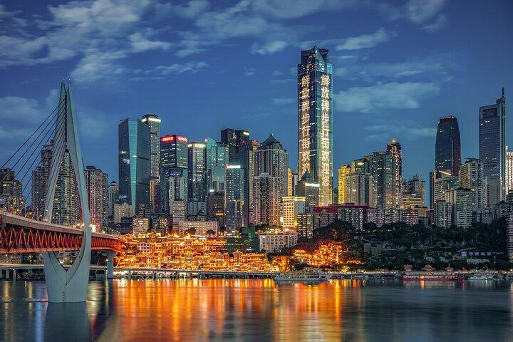 Tour privado de medio día en Chongqing y vista nocturna