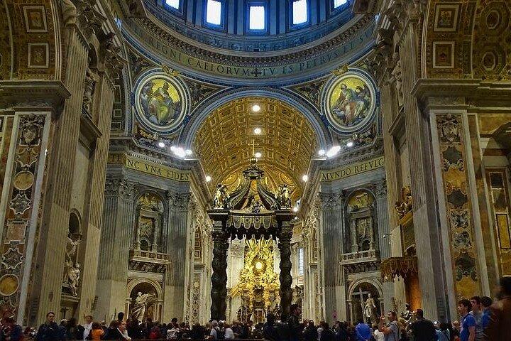 Museos Vaticanos y Capilla Sixtina en privado