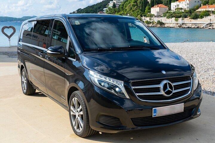 Privat transfer: Dubrovniks flygplats till Cavtat