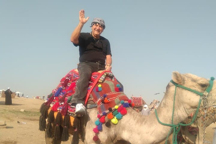 Private Day tour to Giza Pyramids with Camel ride