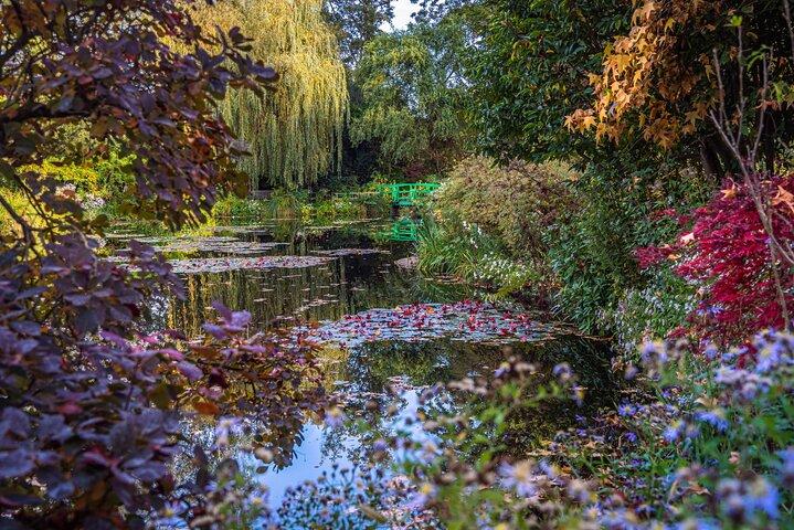 Visite privée à Giverny avec dîner-croisière de 2 heures sur la Seine