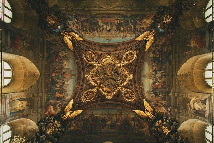 Private Louvre Museum Guided Tour - Timed entry included