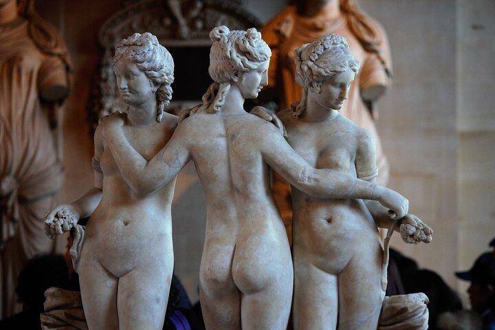 Private Louvre Museum Guided Tour - Timed entry included