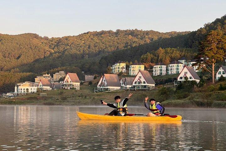 KAYAK/SUP IN DALAT (1/2 Tag)